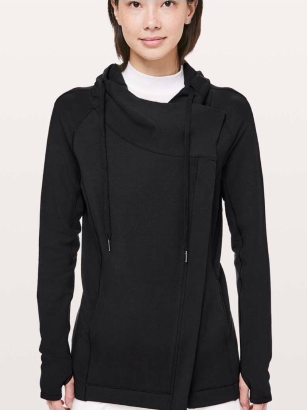 Lululemon Size 4 Black Coast Easy Wrap Jacket Asymmetric Zipper Cocoon Athletic
